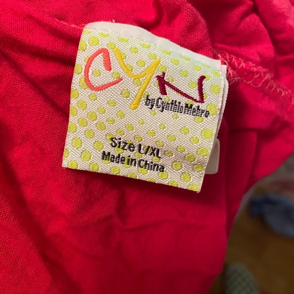 Strapless dress. - Picture 3 of 3